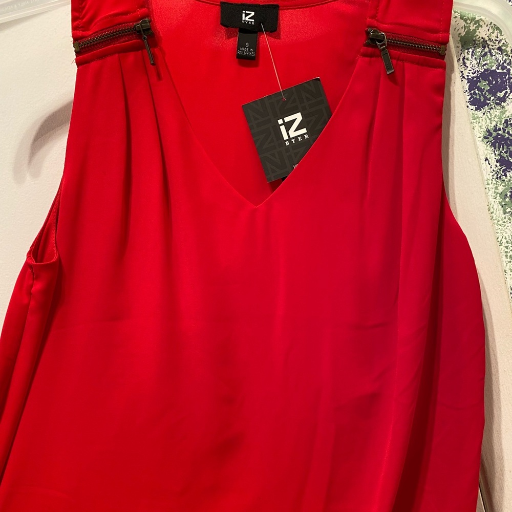 Iz buyer dress shirt red size small brand new with tags